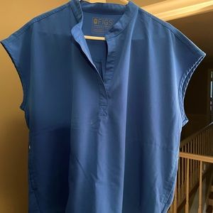 FIGS scrub top XL royal blue